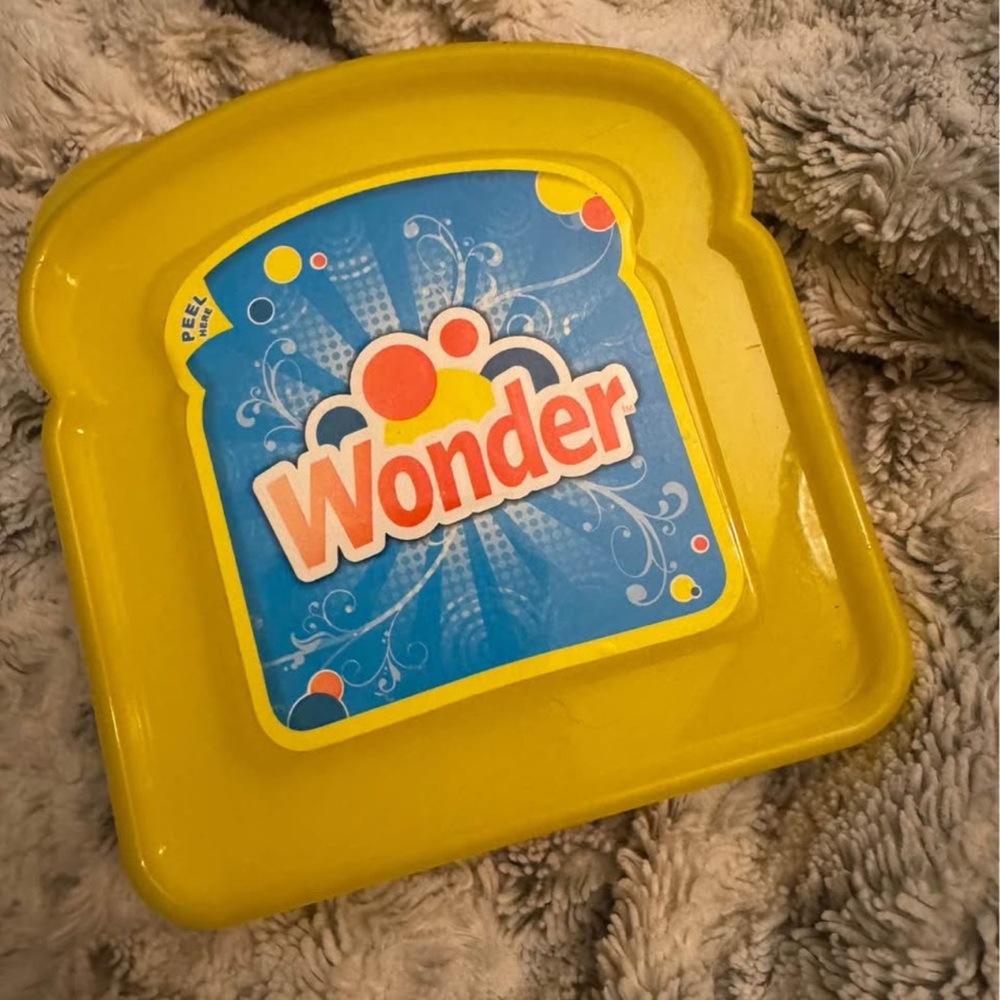 Vintage Yellow Sandwich Container for Kids